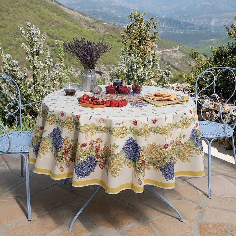 Nappe ronde fleurie Roses