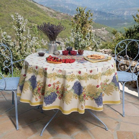 Floral tablecloth printed Roses et lavandes in scene