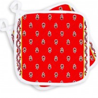 Unique and best kitchen pot holders in red from Provence