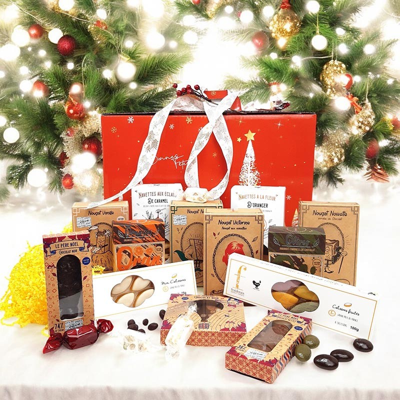 Box of 13 desserts for Christmas eve