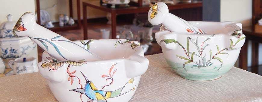 Unique ashtray gifts in handmade french pottery of Provence